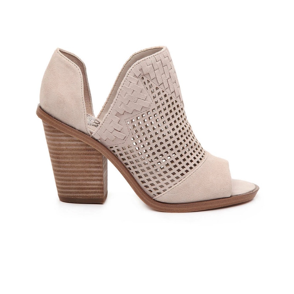 Vince Camuto Fritzey Peep Toe Bootie size 8